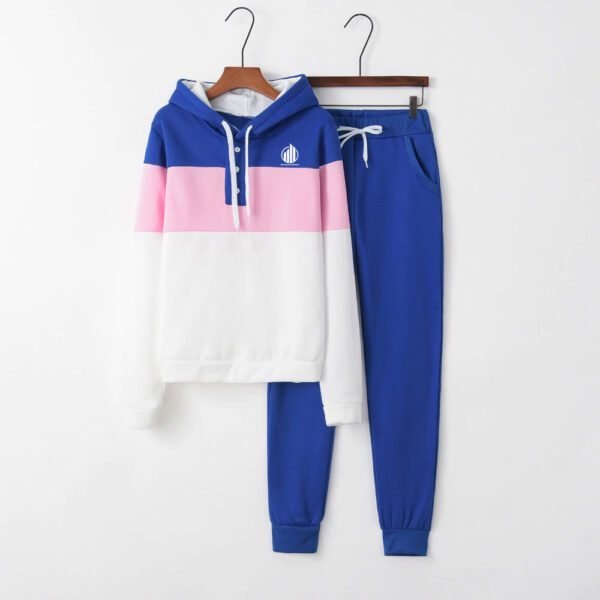 Women's Hooded Track Suit manufacturer Pakistan - Image 5