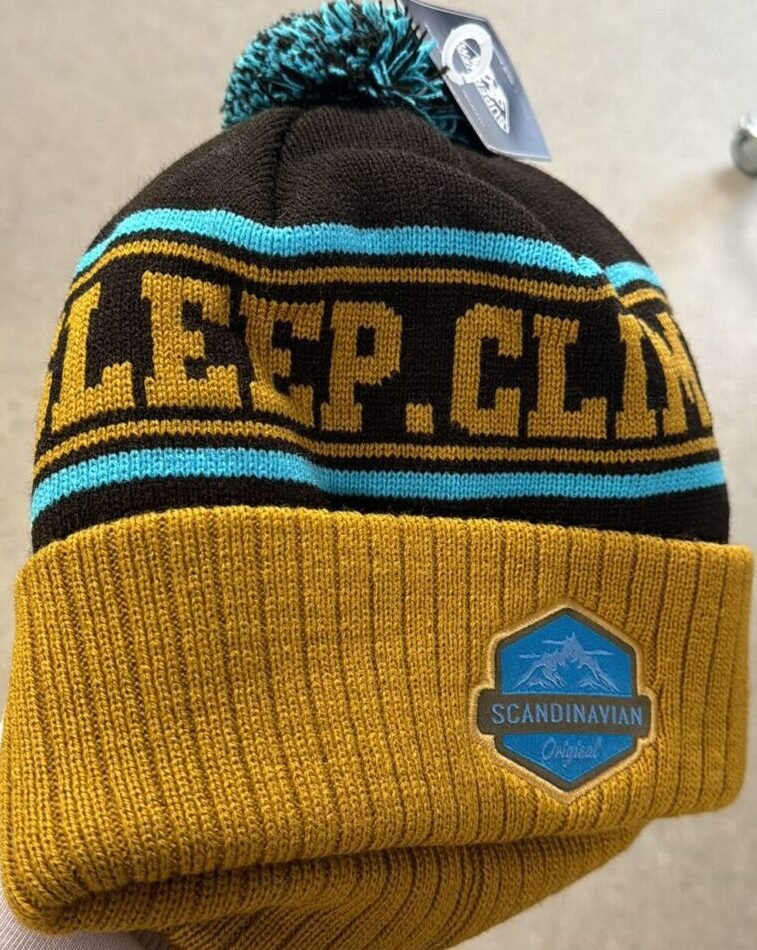 Beanies and Scarves Manufacturer in Europe